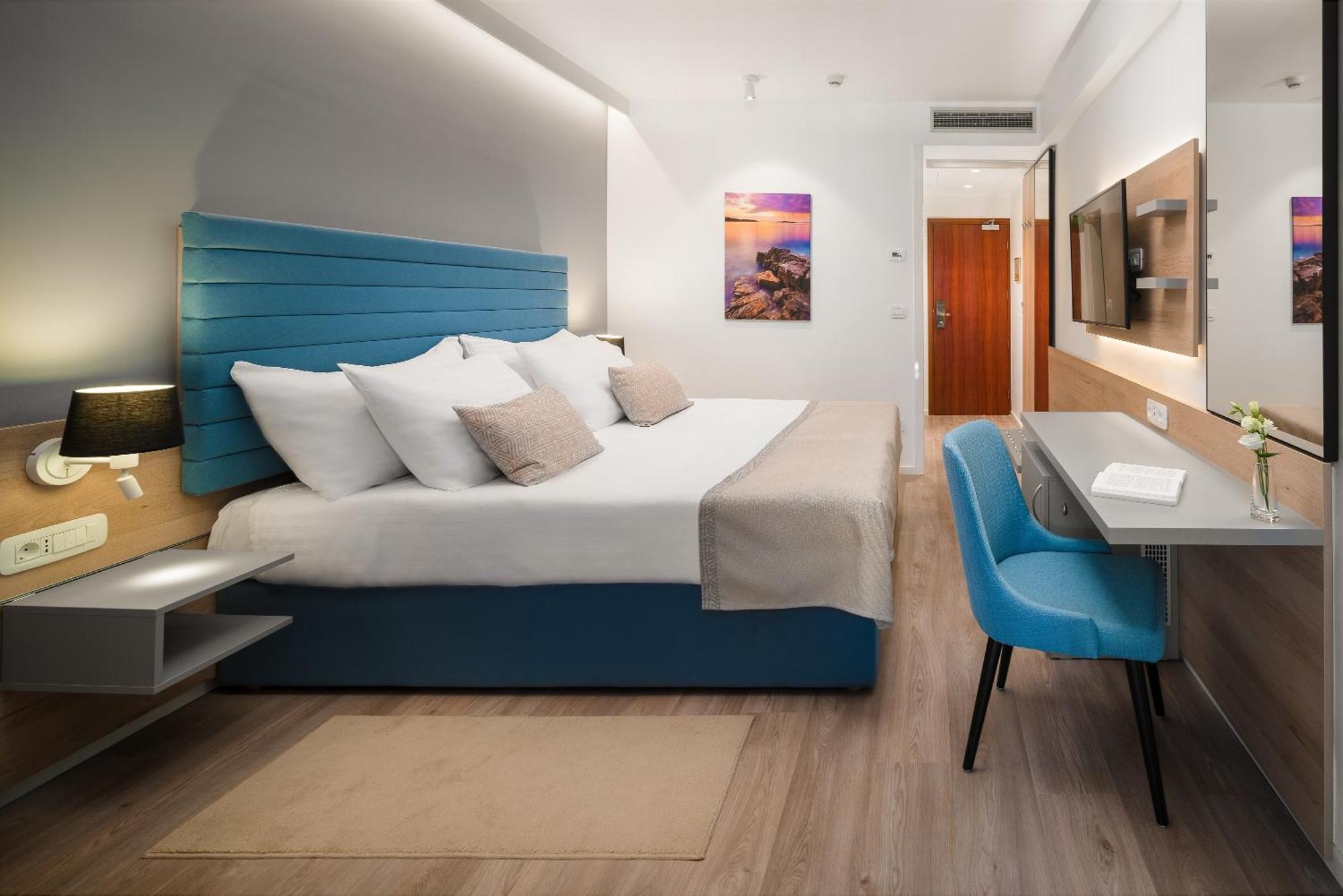 Valamar Meteor Hotel Makarska Bilik gambar